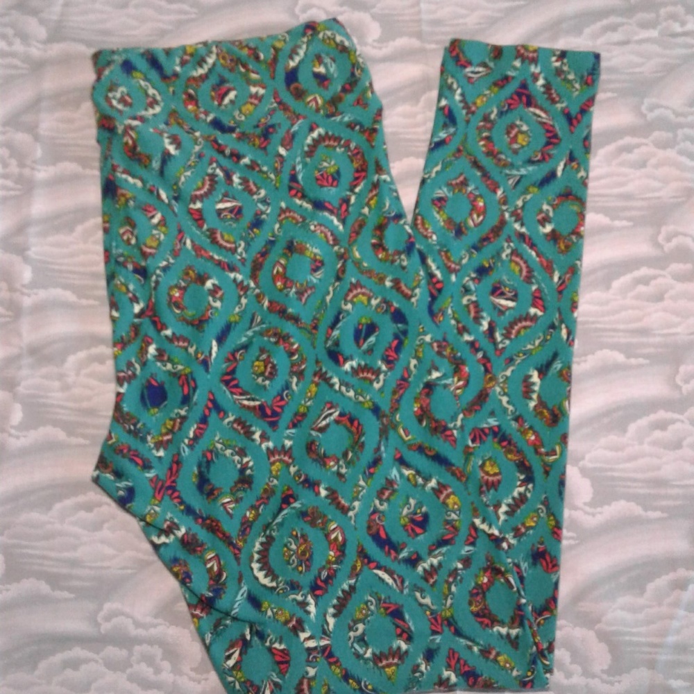 NWOT LuLaRoe Leggings!!
